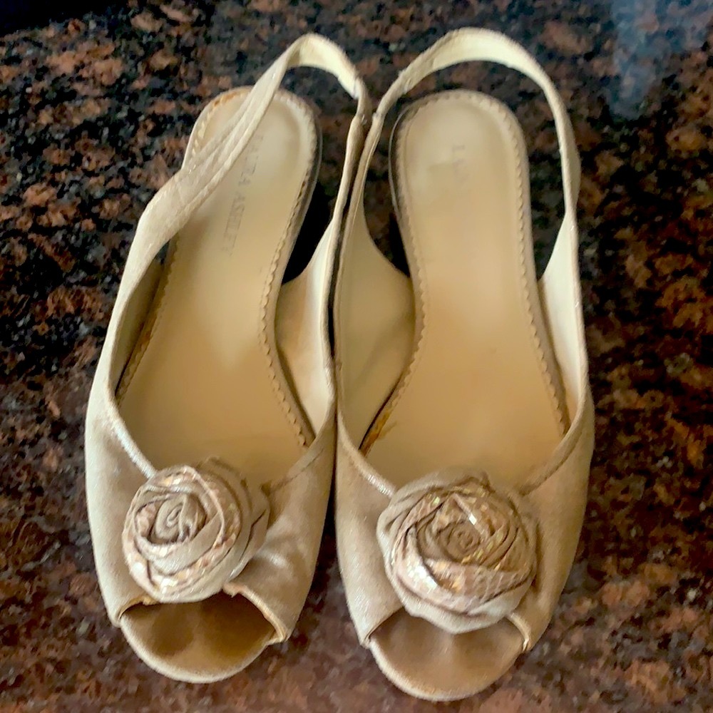 Laura Ashley Slingback 8 Tan Peep Toe Flats Sparkle Neutral Feminine Floral